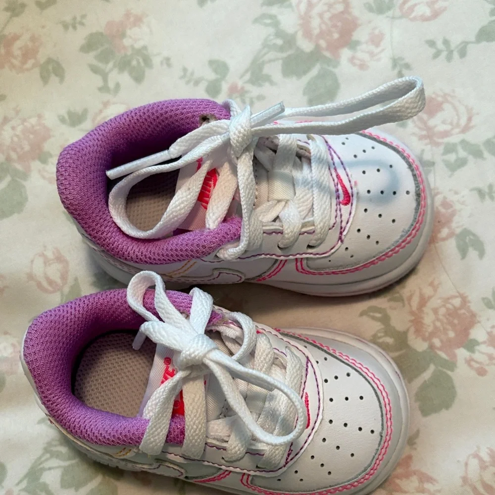 Nike Kids AF1 Sneakers